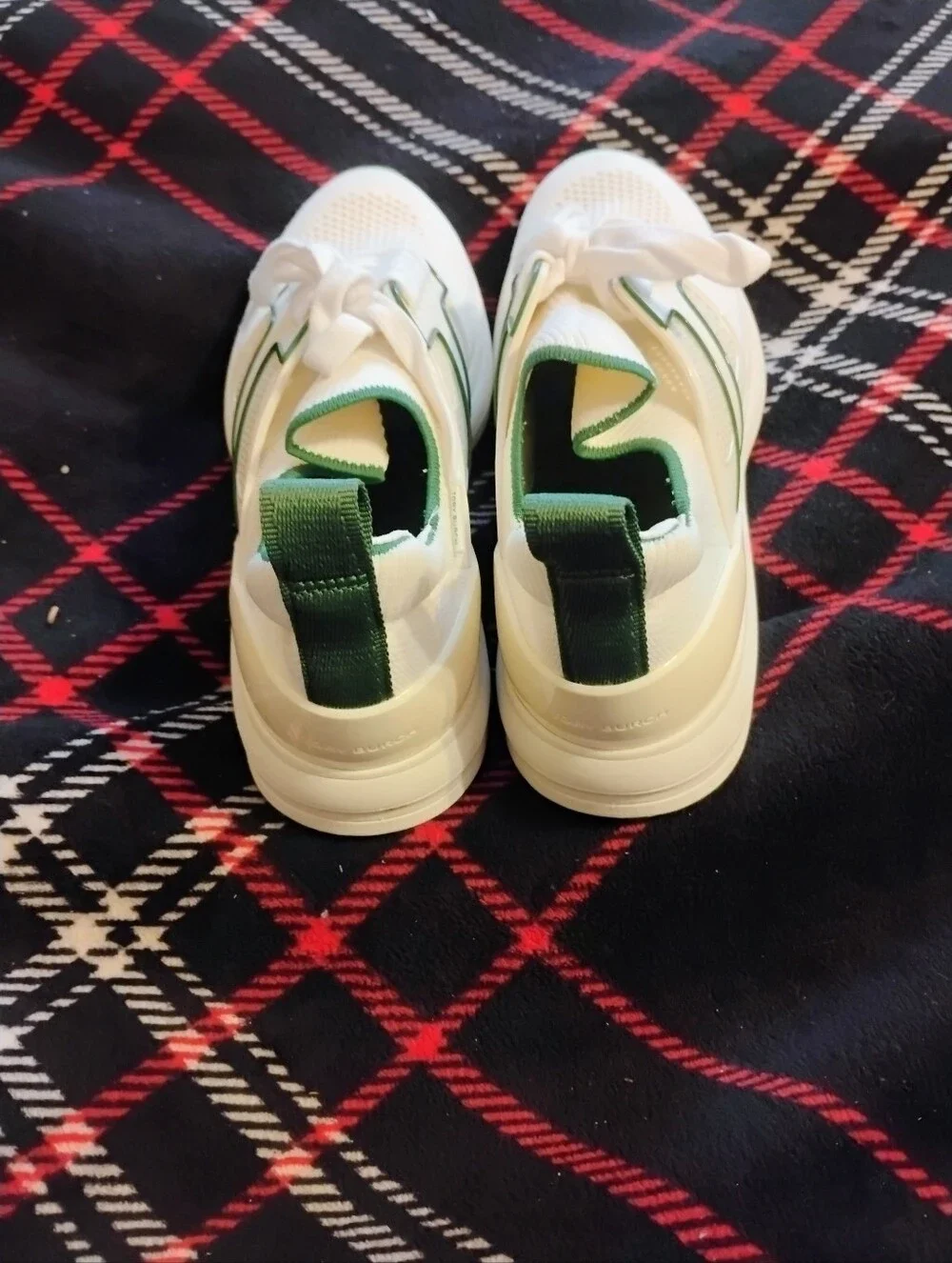Women's Like New White 🤍 And Green 💚 Tory Burch Sneakers U.S. Size 9.5
